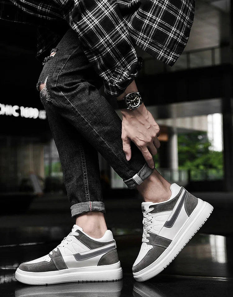 UpMe Elevation Sneaker