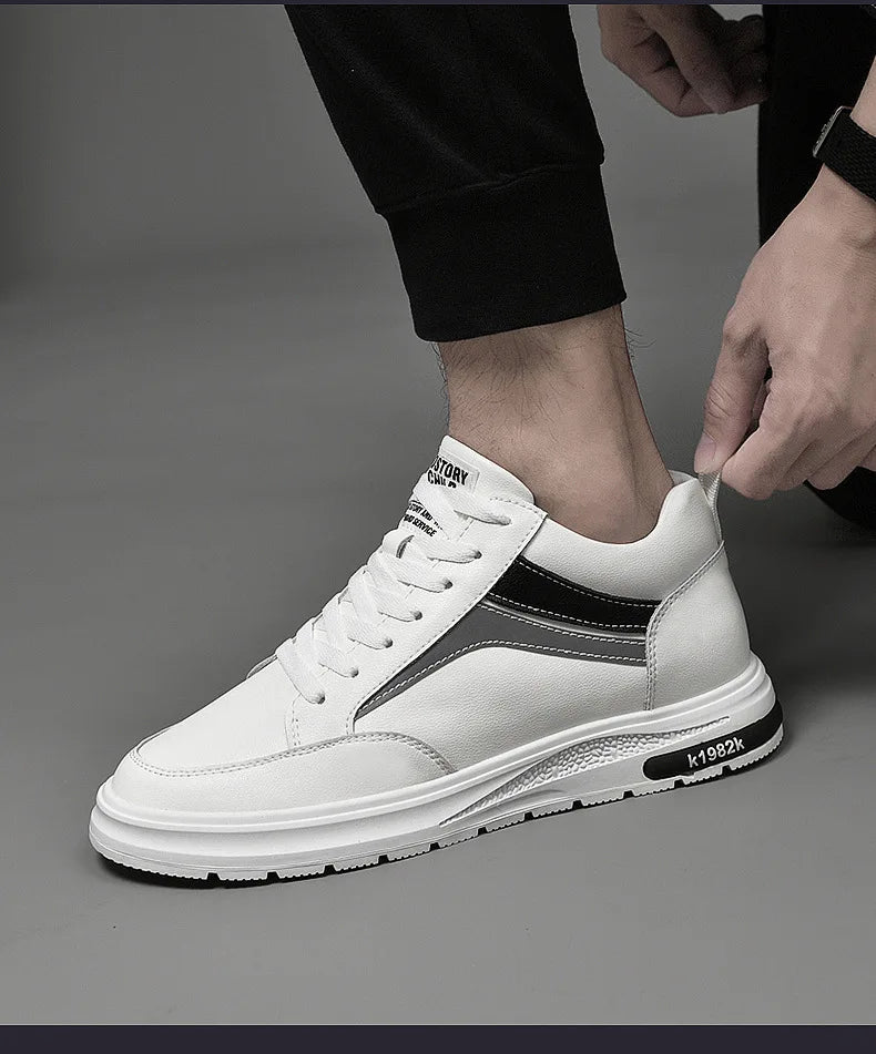 UpMe Elevation Sneaker