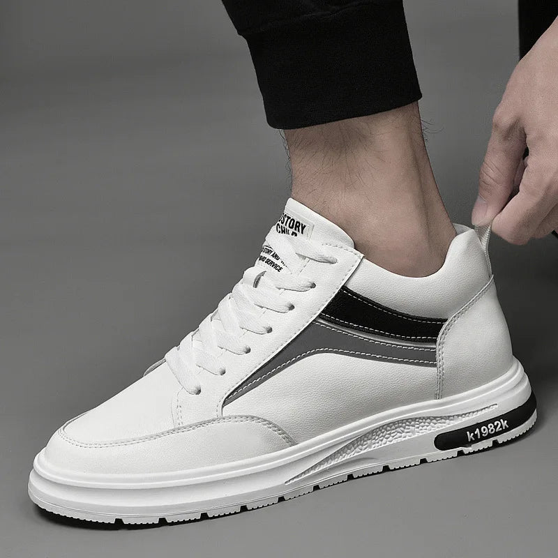 UpMe Elevation Sneaker